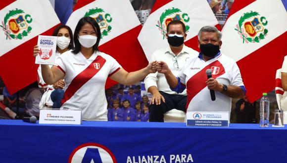 Keiko Fujimori y César Acuña encabezaron un evento en el que APP brindó su respaldo a Fuerza Popular (Foto: Hugo Curotto / @photo.gec)