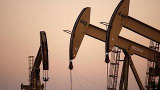 Precio del petróleo cae arrastrado por el mal desempeño de los mercados financieros 
