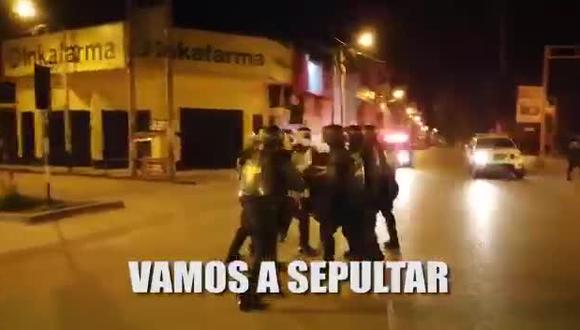 Cajamarca. Policía recorre calles llevando un poco de alegría y mensaje para sepultar al COVID-19.