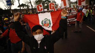 Centro de Lima: gremios de trabajadores marcharon para plantear nueva Constitución y derogación de normas 