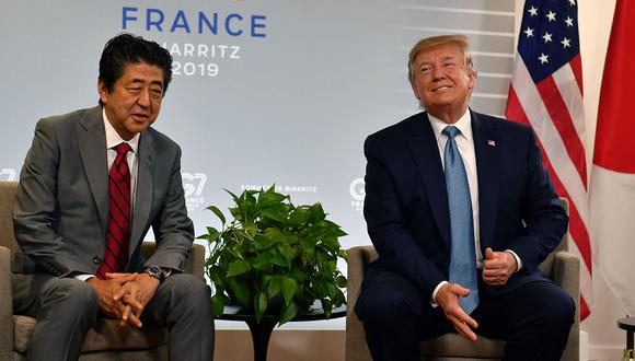 Shinzo Abe, primer ministro de Japón, y Donald Trump, presidente de Estados Unidos, durante la cumbre G7 en Francia. (Foto: AFP)
