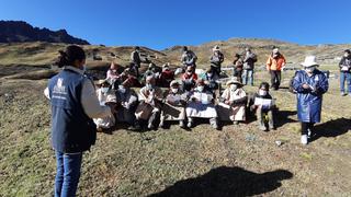 ONPE capacitó en quechua a miembros de mesa del centro poblado de Q’ero