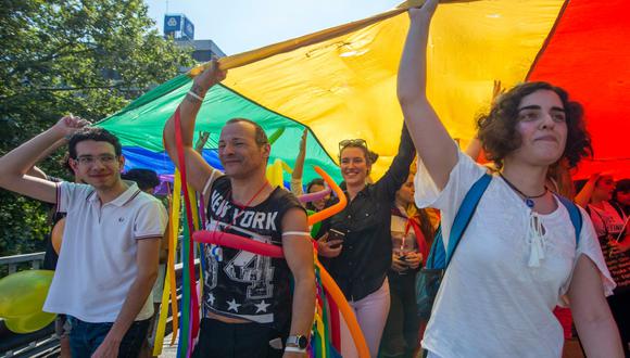 La aprobación del matrimonio igualitario, que colocó a Uruguay como el duodécimo país del mundo en permitir la unión civil entre personas del mismo sexo, y el segundo en Latinoamérica, luego de Argentina.&nbsp;(Foto: EFE)