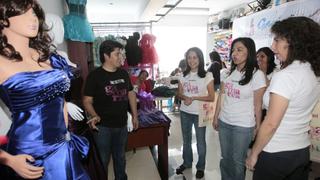 FOTOS: Nadine Heredia y 'sus ministras' se fueron de 'shopping' a Gamarra