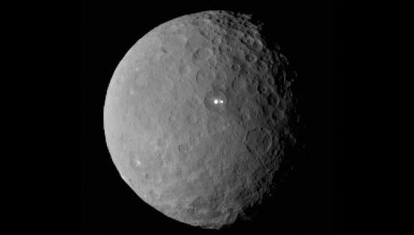 Imagen de alta resolución de las luces en el planeta Ceres. (AFP)