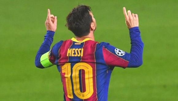 Lionel Messi pone el primero para Barcelona de penal.