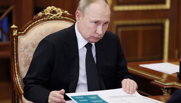 Los rumores sobre la salud del presidente de Rusia, Vladimir Putin, aumentan y algunos medios publican que sufriría de cáncer.  (Foto: Mikhail METZEL / SPUTNIK / AFP)