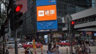 Fabricante chino de teléfonos Xiaomi cae en su debut en la bolsa
