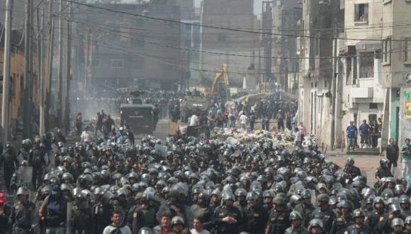 Más de 5 mil policías participaron en operativo. (Alberto Orbergoso)
