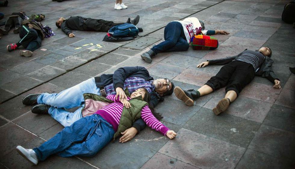 Sobrevivientes Conmemoran 50 Años De La Masacre De Tlatelolco [fotos] Mundo Peru21