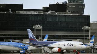 Argentina eliminará el cupo limitado de viajeros internacionales que ingresen al país por avión