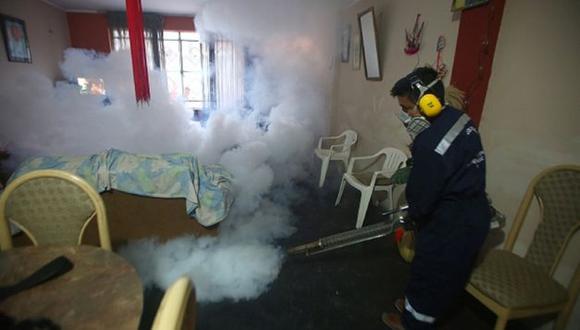 Iniciaron las labores de fumigación para eliminar el zancudo transmisor del zika, que también propaga el dengue y la chikungunya. (USI)