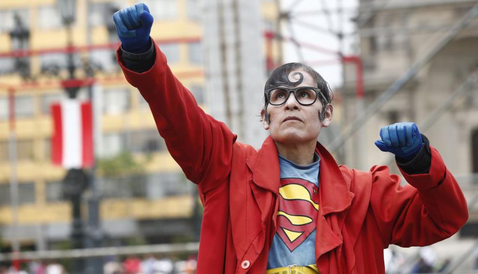 Esteban Abel Chávez era el Superman peruano que recorría las calles del Centro de Lima. (Anthony Niño de Guzmán/GEC)