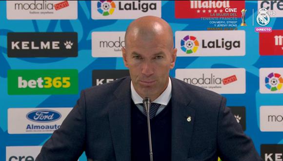 Zinedine Zidane molesto tras la derrota del Real Madrid en campo del Rayo Vallecano. (Foto: captura)