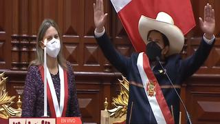 Pedro Castillo juró como nuevo presidente del Perú