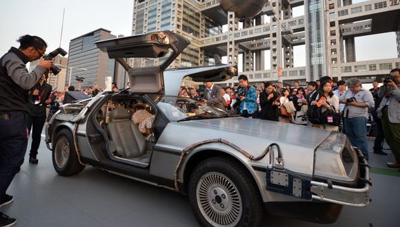 Ron Cobb fue el encargado de diseñar el mítico vehículo "DeLorean", capaz de transportarte por el tiempo. (Foto: Yoshizaku Tsuno / AFP)