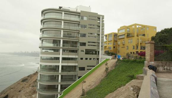 Condominio Aquamarina ocupa parte de terreno que estaba destinado a parque. (Perú21)
