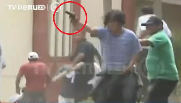 UNMSM: Sujeto disparó arma de fuego contra estudiantes que manifestaban en universidad. (TV Perú)