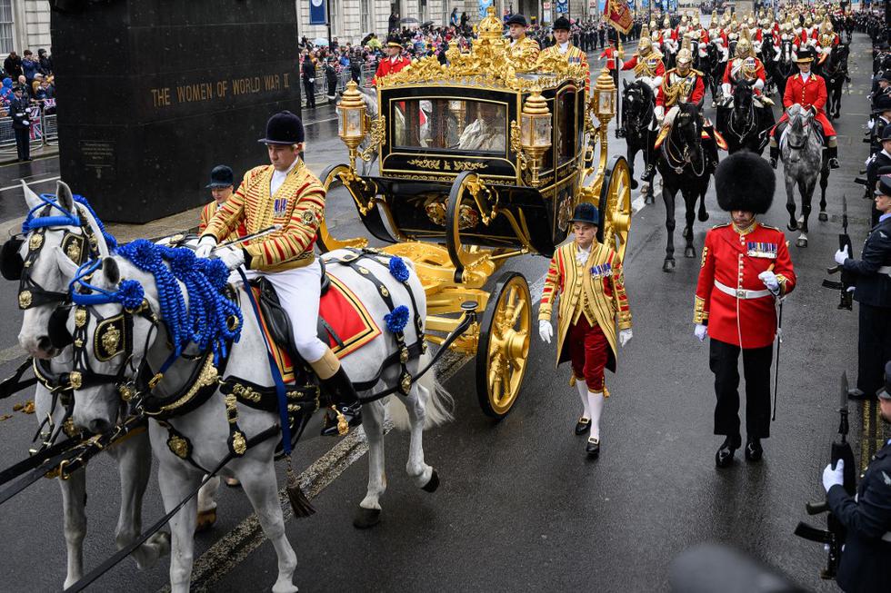 La Procesión del Rey es un recorrido de dos kilómetros, desde el Palacio de Buckingham hasta la Abadía de Westminster (Foto: AFP).