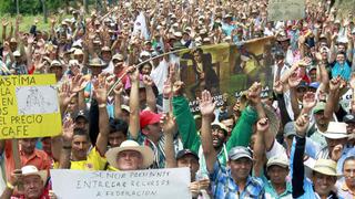 Hay 800 peruanos varados en Colombia por paro cafetero