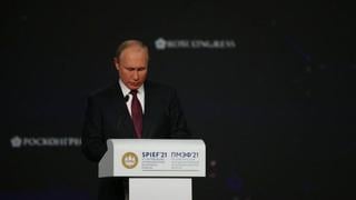 Presidente ruso invita a los extranjeros a ir a vacunarse a Rusia
