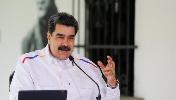 Nicolás Maduro informó que los costos de agua y luz serán reducidos para aquellas personas que figuran en el "sistema patria".  (Foto: JHONN ZERPA / Venezuelan Presidency / AFP)