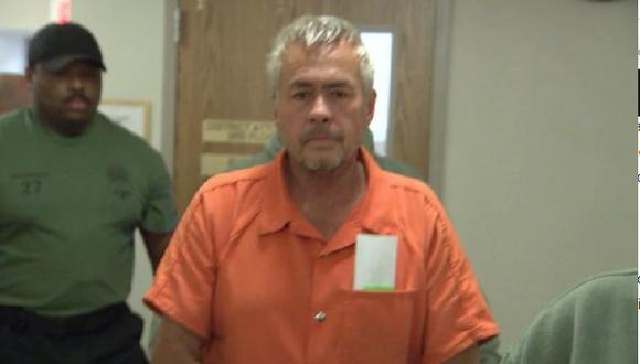 Este hombre fue sentenciado a cadena perpetua por secuestro y abuso sexual de menor. (Captura/FOX19)