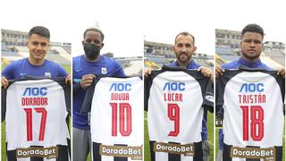Jugadores de Alianza Lima llevaron los nombre de las campeonas de Liga Femenina en sus camisetas