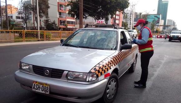 Solo circularán aquellos taxis de placa impar para movilizar a quienes prestan labores en las actividades esenciales. (Foto: MTC)