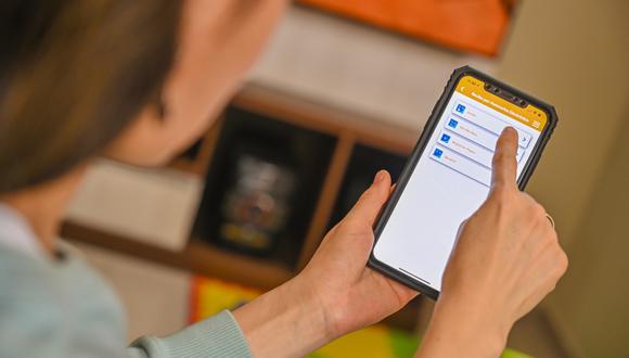 Trabajadores independientes podrán emitir recibos por honorarios electrónicos desde su celular