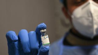 Emiratos aplicará tercera dosis de la vacuna Sinopharm como refuerzo