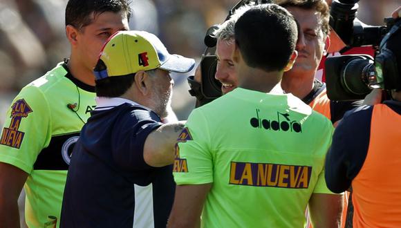 Diego Maradona llegó a Gimnasia y Esgrima de La Plata esta temporada, procedente del Dorados de Sinaloa de México. (Foto: AFP)