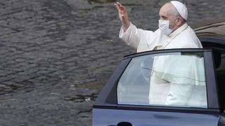 El papa Francisco, feliz por volver a estar entre los fieles y “no hablar a una cámara” 