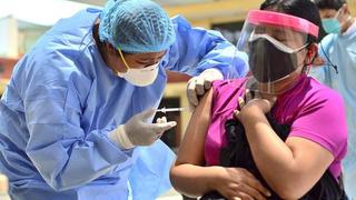 Vacunatón: se inició jornada de inmunización de 36 horas en Lima y Callao para rezagados y mayores de 47 años