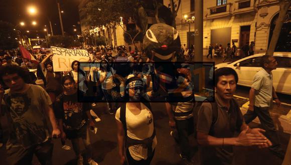 Marcha contra el indulto al ex presidente Alberto Fujimori