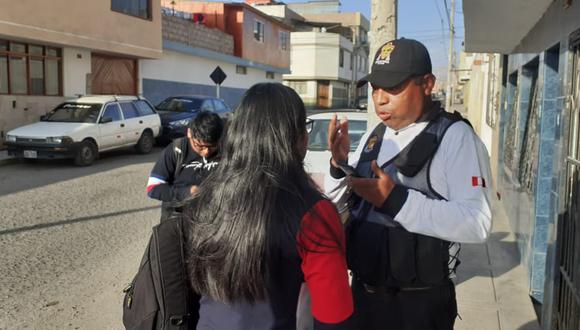 Tacna: Adolescentes intentaron sobornar a serenos para evitar ser intervenidos por beber licor en la calle. (Seguridad Ciudadana Tacna)