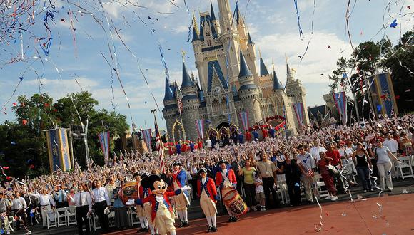 En la imagen, el popular Castillo de la Cenicienta en el Parque Magic Kingdom de Walt Disney World, en Orlando, Florida (EEUU). (Foto: EFE)