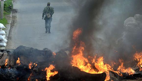 Ucrania: Muertos y helicópteros derribados en retoma de Slaviansk. (AFP)
