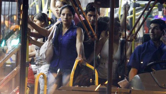 Adivina en qué puesto quedó Lima en el ranking mundial de transportes públicos peligrosos para mujeres. (Reuters)