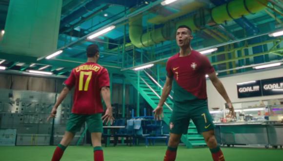 El comercial, titulado "The Football Verse", guarda incertidumbre en la forma cómo han recreado a diferentes figuras del fútbol en determinados años. (Foto: YouTube NikeFootball)