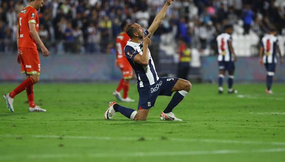 Hernán Barcos le dio la victoria a Alianza Lima.

Foto: Leonardo Fernández / @photo.gec