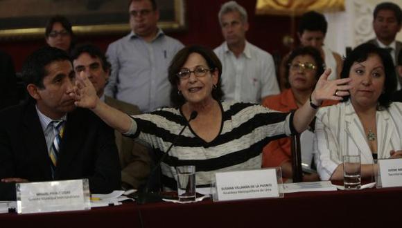 MEA CULPA. Susana Villarán y sus 21 regidores municipales hicieron autocrítica de su gobierno. (Rafael Cornejo)