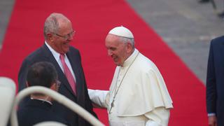 PPK pidió al papa Francisco que renueve la fe de sus fieles con su presencia [FOTOS y VIDEO]