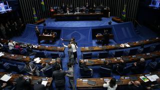 Dilma Rousseff: Senado la suspendió por 180 días y será sometida a juicio político