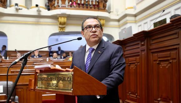 El premier Alberto Otárola anunció medida para destrabar proyectos en las regiones e impulsar la inversión. | Foto: Congreso de la República