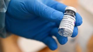 AstraZeneca, la vacuna contra el COVID-19 que trae de cabeza a la Unión Europea