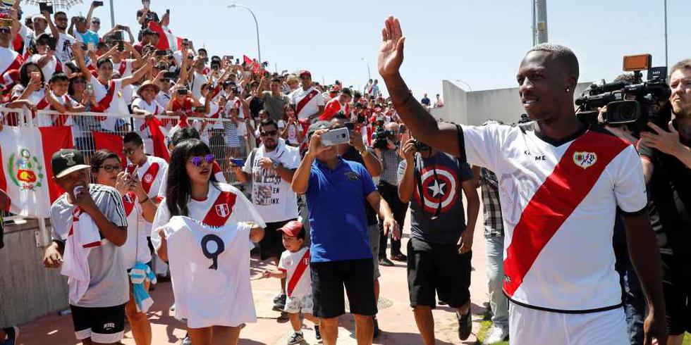 Tigres de México cedió a Luis Advíncula al Rayo Vallecano. (Foto: EFE)