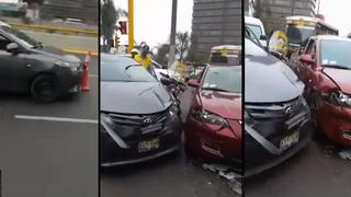 Extranjero huye durante intervención policial y ocasiona accidente en avenida Javier Prado [VIDEO]