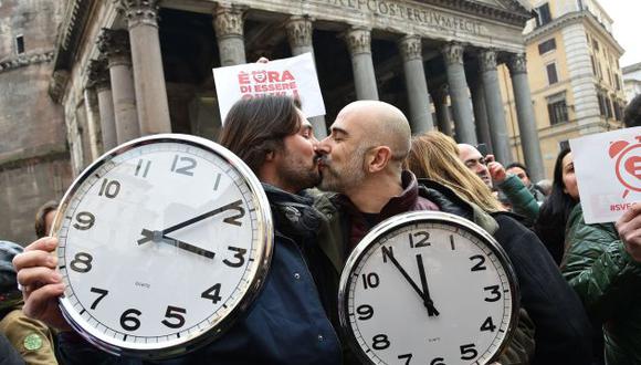 Manifestantes promueven la aprobación de la Unión Civil homosexual en Italia (AFP).