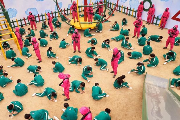 En "El juego del calamar", lo que parece tratarse de un simple juego de niños, pronto se convierte en una lucha aterradora y escalofriante por su supervivencia (Foto: Netflix)